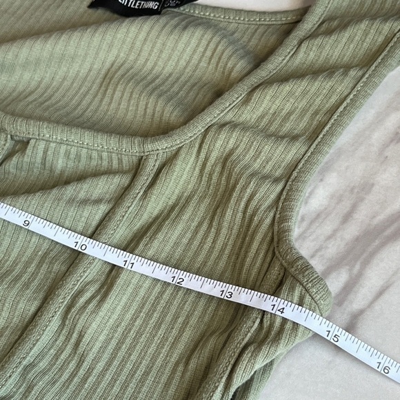 Pretty Little Thing Women's Crop Corset Style Tank Top Size 8 Khaki - Picture 6 of 7